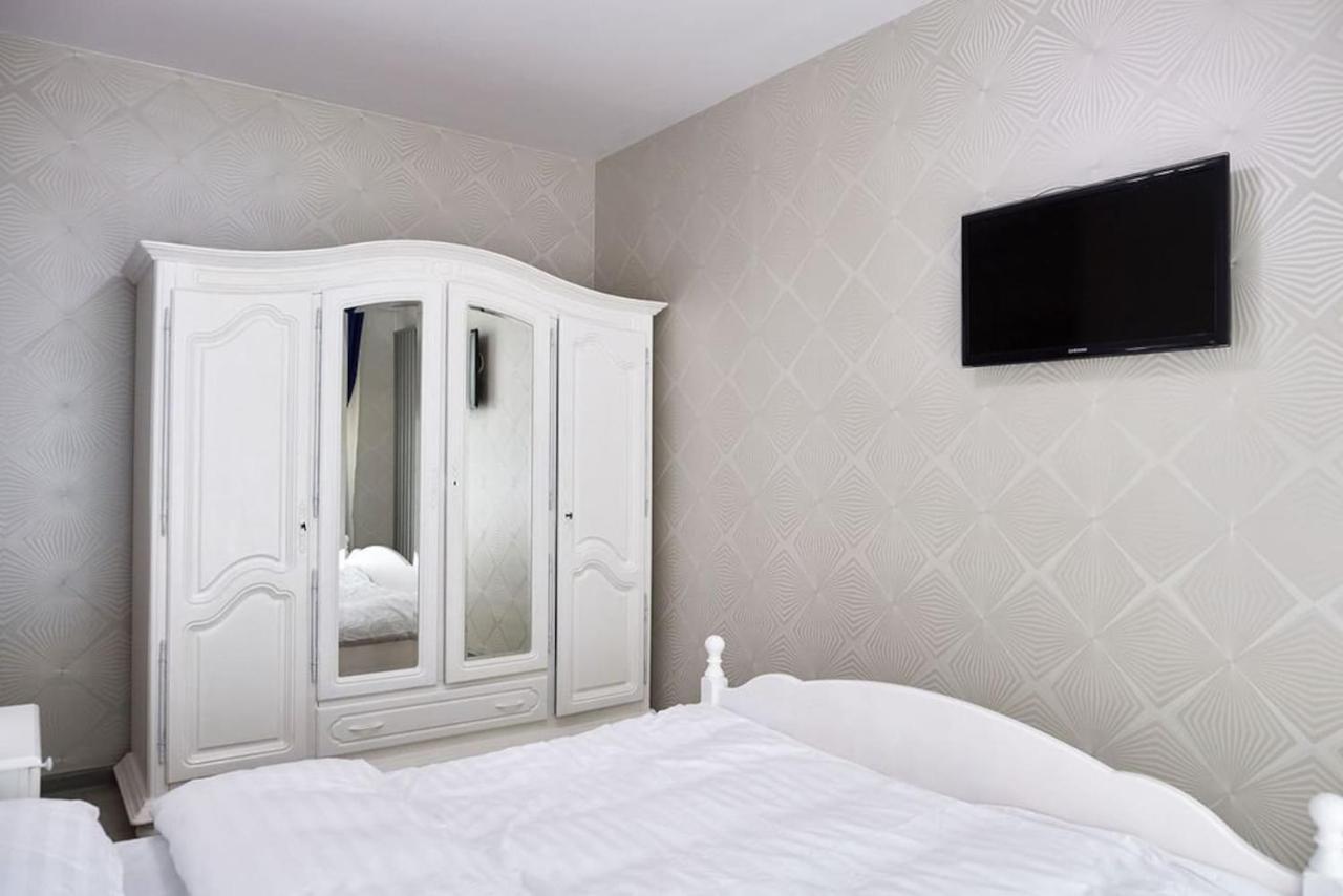 Blue Apartment In Spa N Pool Beach Resort Navodari Ngoại thất bức ảnh